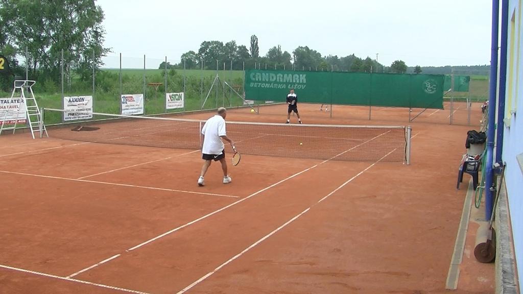 Готель Relaxcentrum Mrkacek Lisov 3*